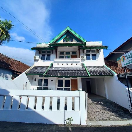 Homestay Jogja 4 Kamar Tidur Full AC dekat Gembiraloka Yogyakarta Eksteriør bilde